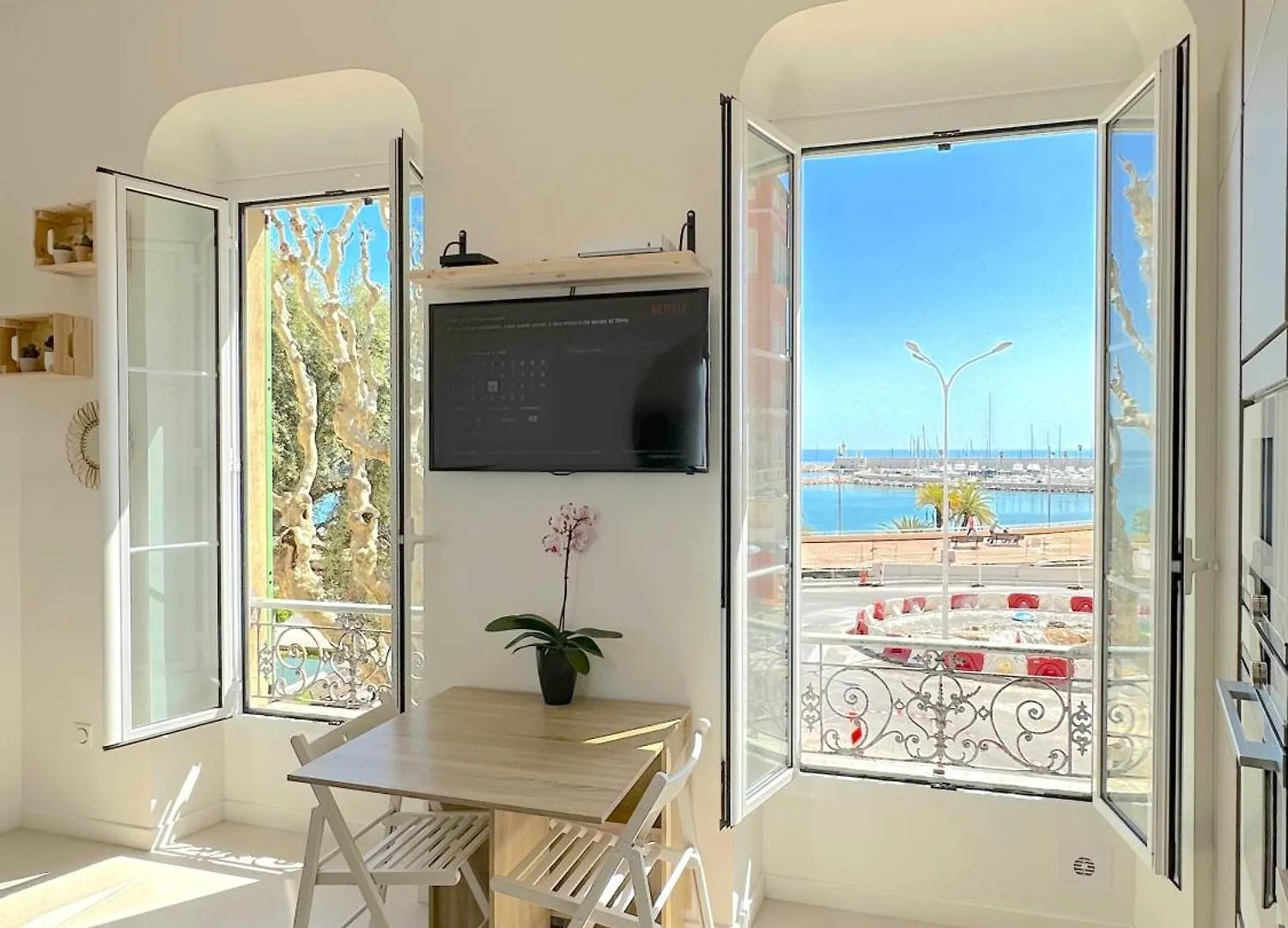 Appartamento Menton # Monaco - F1 Gp - 4 Persons - Sea View - New - Parking - Clim - Premium - Beach And Sun Francia