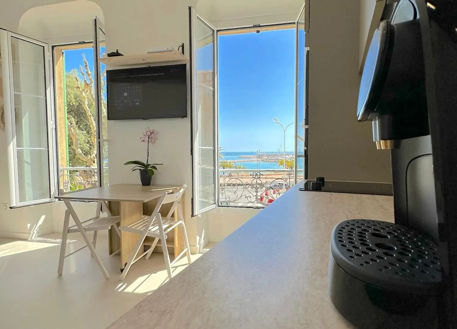 Menton # Monaco - F1 Gp - 4 Persons - Sea View - New - Parking - Clim - Premium - Beach And Sun Appartamento
