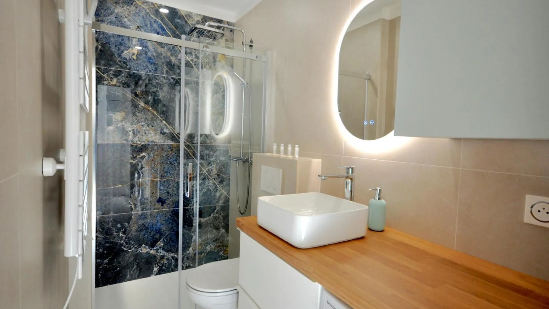 Menton # Monaco - F1 Gp - 4 Persons - Sea View - New - Parking - Clim - Premium - Beach And Sun